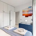 Guesthost - A Due Passi Dal Mare Apartman *