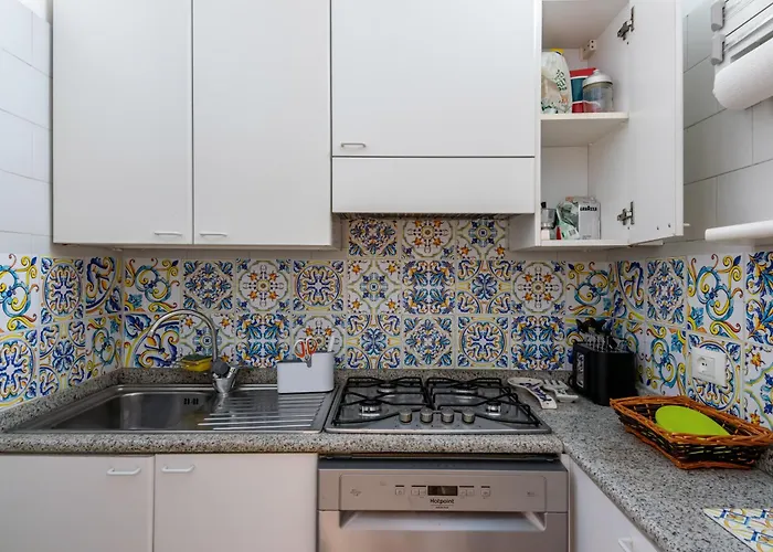 A Due Passi Dal Mare *